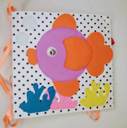 Quiet Book Peixinho - Livro Sensorial