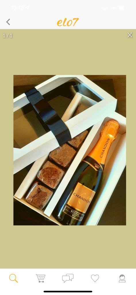 Caixa para mini champanhe de 20cm ou mini vinho e 5 doces