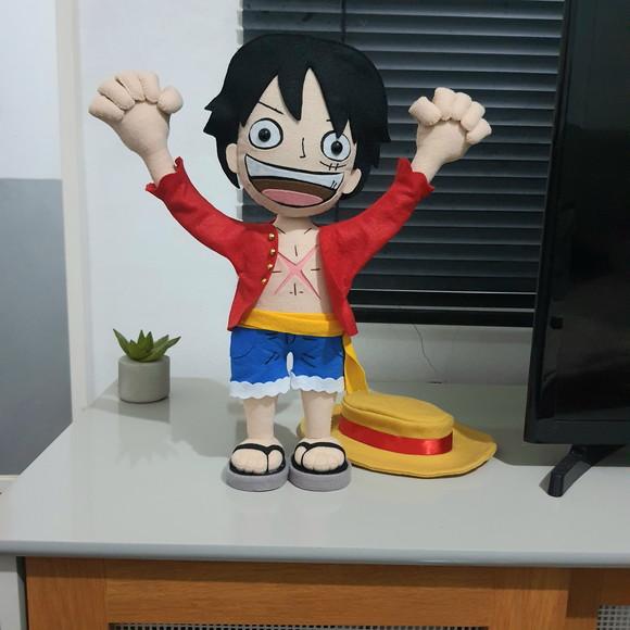 Luffy One Piece em Feltro 35cm