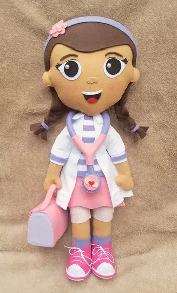 Doutora Brinquedo em Feltro