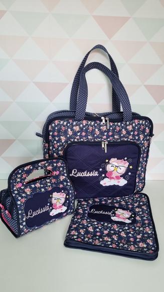 Kit Bolsa com Divisões, Necessaire Dupla e Capa para Caderno