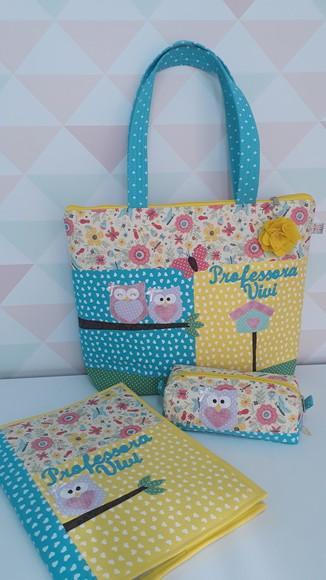 Kit Professora Bolsa, estojo e capa para pasta catálogo