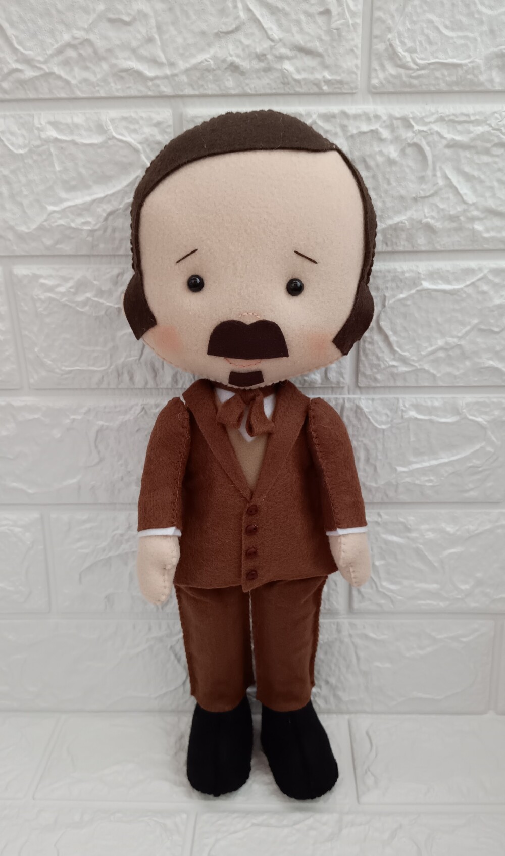 Boneco Allan Kardec