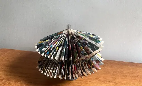 Escultura de livro - gibi Marvel