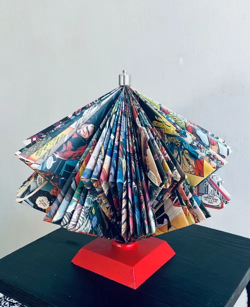 Escultura de livro - Gibi