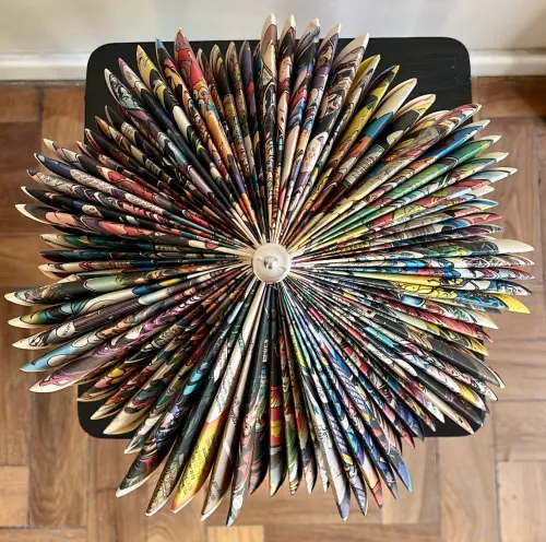 Escultura de livro - Gibi
