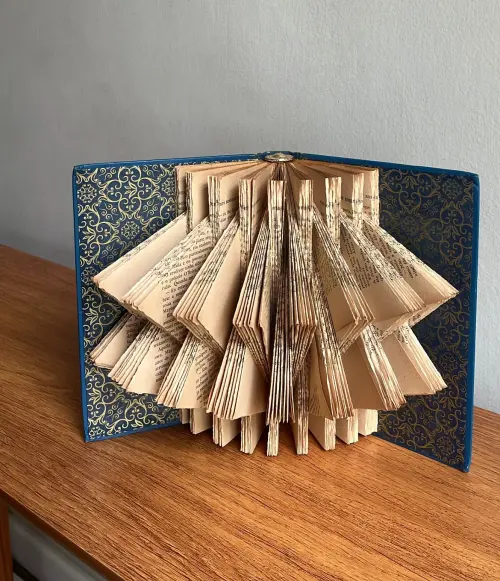 Escultura de livro - 1953