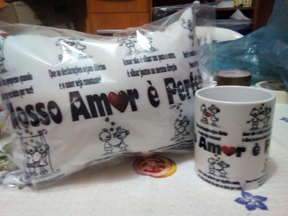 Almofada e Caneca Nosso Amor Perfeito