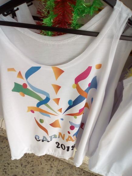 Camiseta Cropped Personalizada