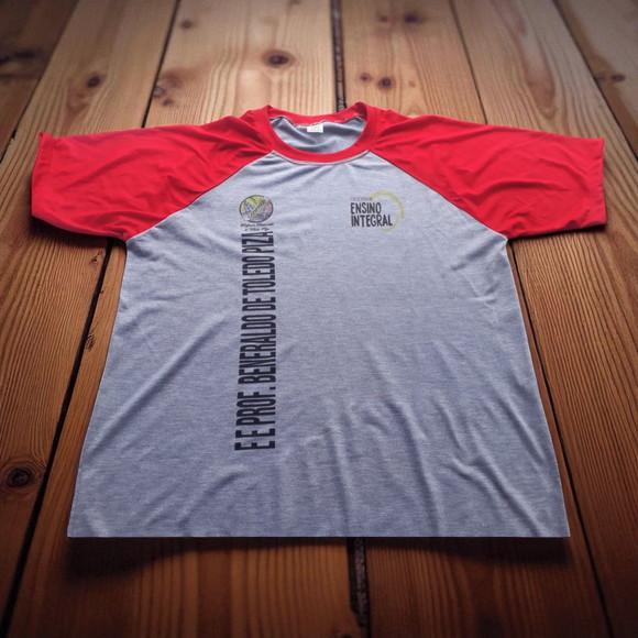 Camiseta Raglan Personalizada