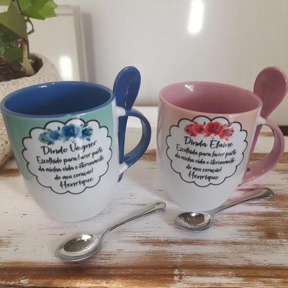 Caneca Cônica de Porcelana com Interior e Alça Colorida