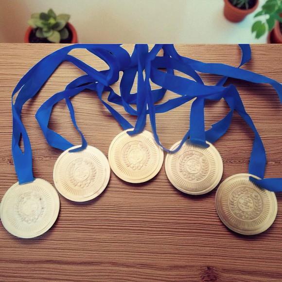 Medalha Dourada Personalizada