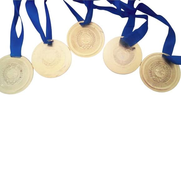 Medalha Dourada Personalizada