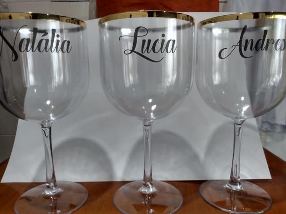Taça de Gin com Borda Metalizada Personalizada