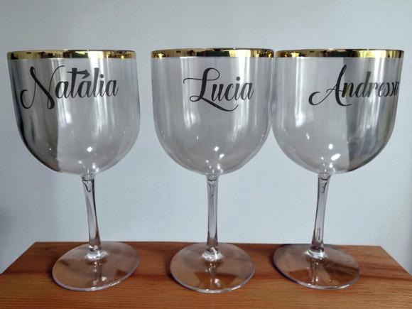 Taça de Gin com Borda Dourada Personalizada