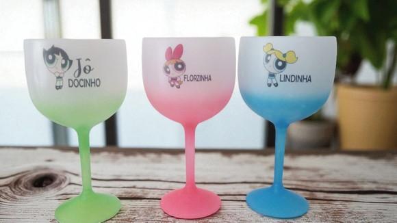 Taça de Gin Degradê Personalizada