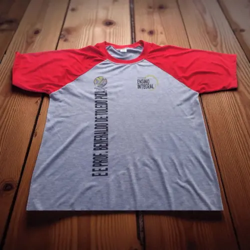Camiseta Raglan Personalizada