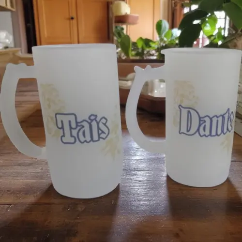 Caneca Jateada de Vidro Personalizada