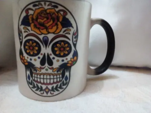 Caneca Mágica Caveira