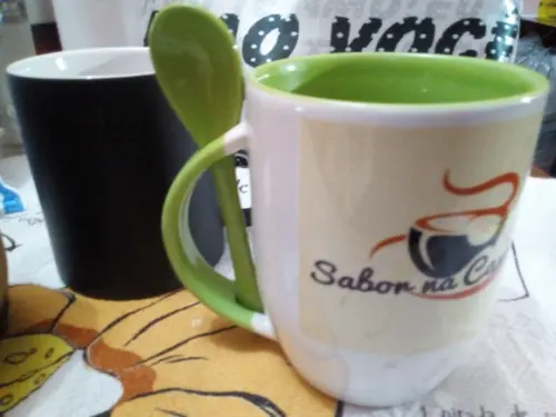 Caneca Mágica com Colher Personalizada