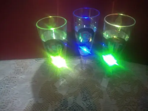Taça Champanhe com Led Sensor Colorido