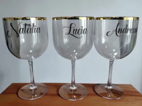 Taça de Gin com Borda Dourada Personalizada