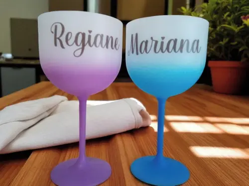 Taça de Gin Degradê Personalizada