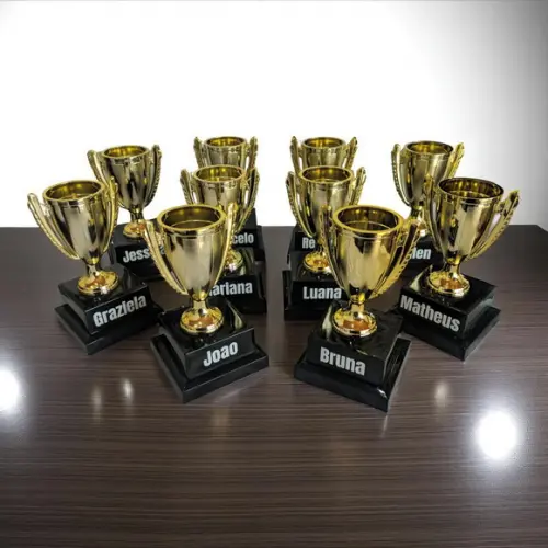 Troféu Dourado Personalizado
