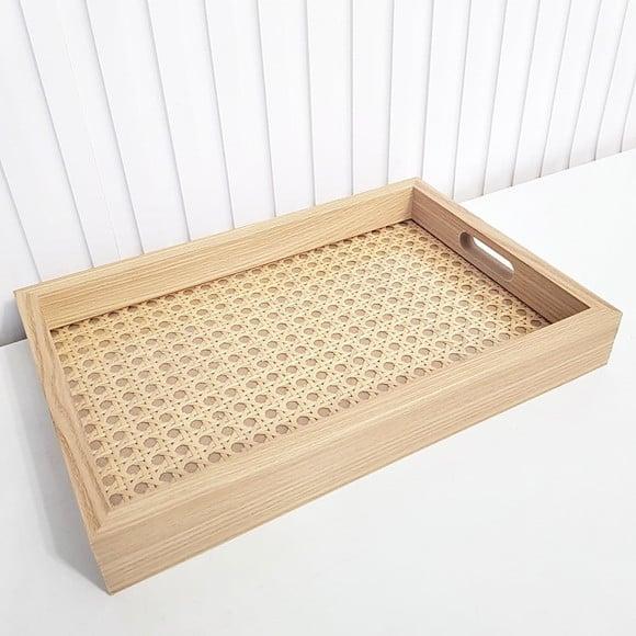 Bandeja 20x30cm Laminada com Fundo Palha Indiana e Vidro