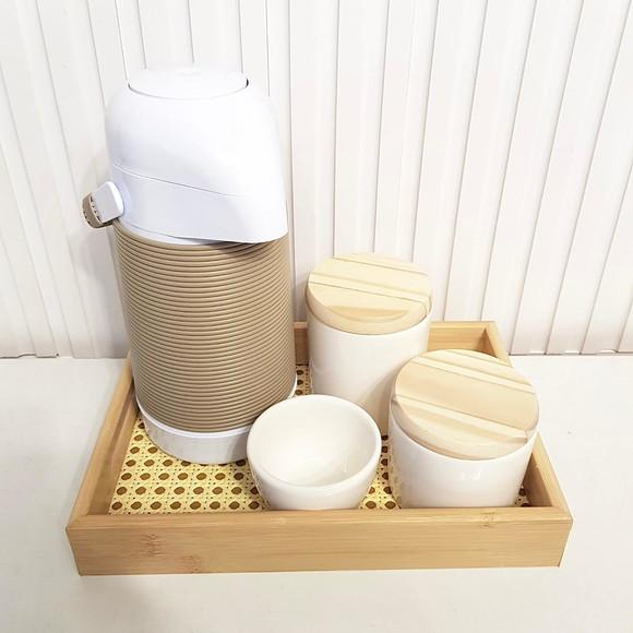 Bandeja 20x30cm Bambu Fundo Palhinha e Alças