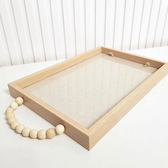 Bandeja 22x32cm Laminada Fundo Linho e Vidro + Alças Bolinha