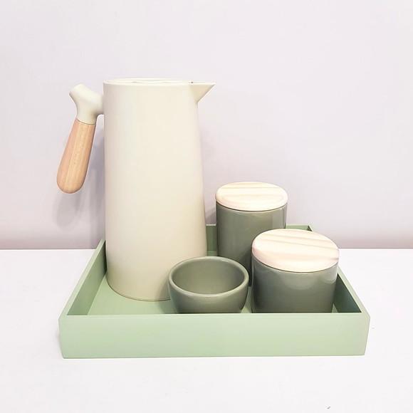 Bandeja 23x29cm Verde Pistache para Kit Higiene Bebê