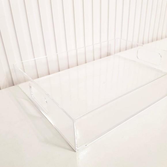 Bandeja 26x35cm Acrílico com Alças para Kit Higiene Bebê