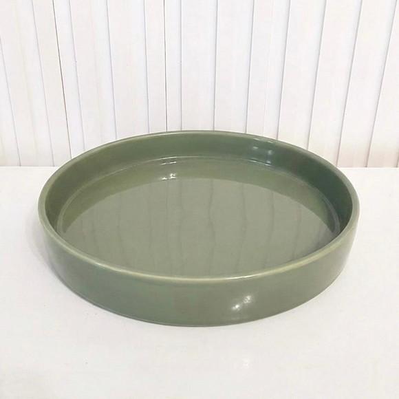 Bandeja de Cerâmica Redonda Pequena Verde Militar / Oliva