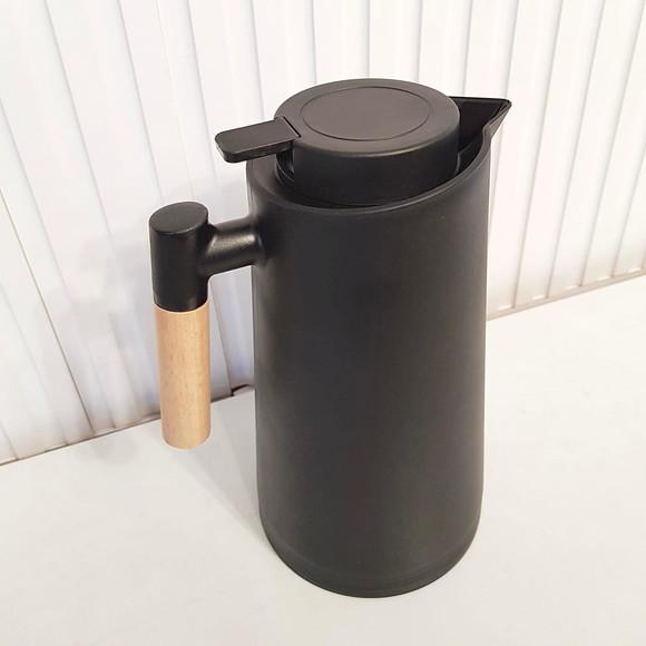 Garrafa Térmica 1l Escandinávia Preta Cabo de Bambu