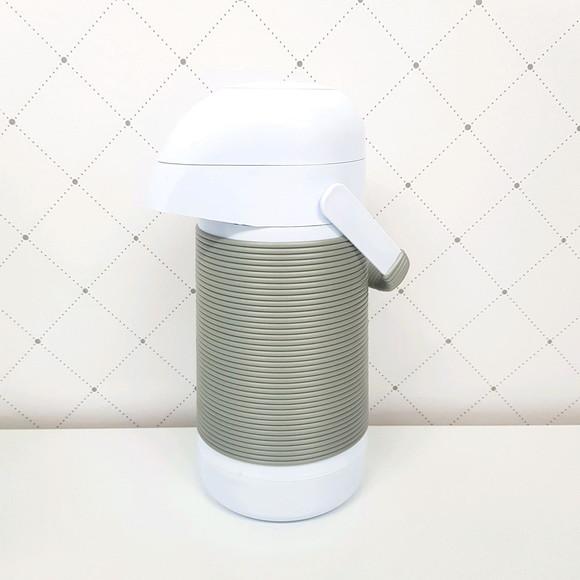 Garrafa Térmica com Capa Alinhavada Cinza para Kit Higiene
