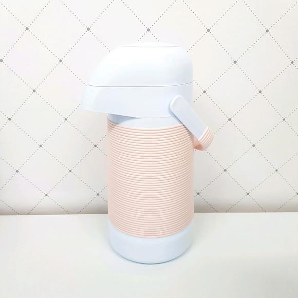 Garrafa Térmica com Capa Alinhavada Rosa / Rosé para Higiene