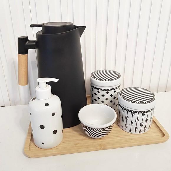 Kit Higiene 23x33cm Preto e Branco Escandinavo