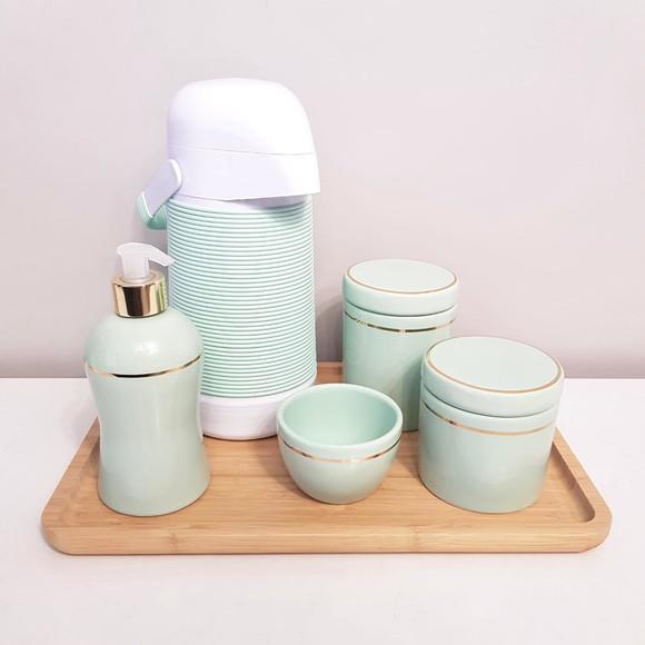 Kit Higiene 23x33cm Verde Bebê Filete Dourado - Alinhavada