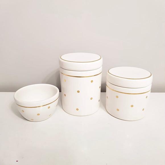 Kit Higiene 3 Peças Branco com Poás e Filete Dourado