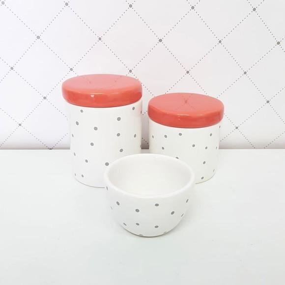 Kit Higiene 3 Peças Poá Cinza - Tampas Vermelho Coral