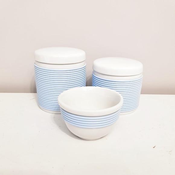 Kit Higiene 3 Peças Porcelana com Alinhavado - Azul Bebê