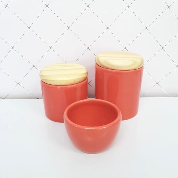 Kit Higiene 3 Peças Vermelho Coral - Tampinha Pinus