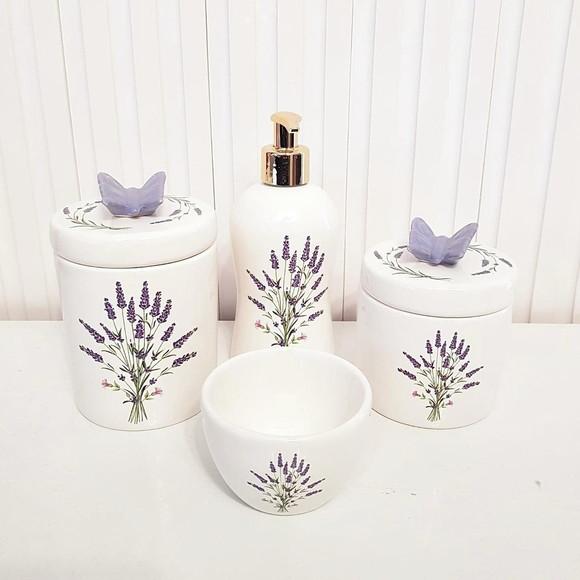 Kit Higiene 4 Pçs Lavanda Lilás - Tampa Estampada c/ Aplique
