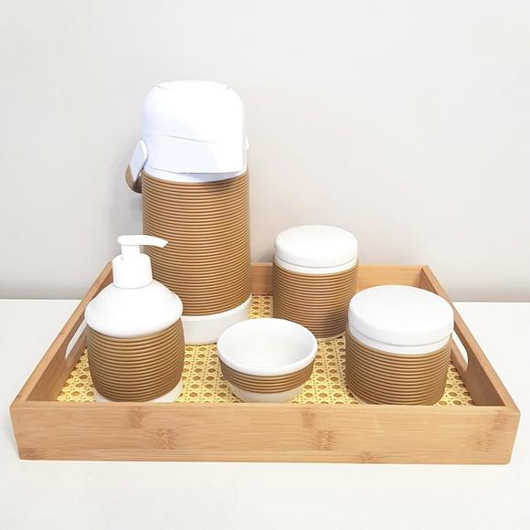 Kit Higiene Alinhavado Marrom Caramelo - Bandeja Palhinha