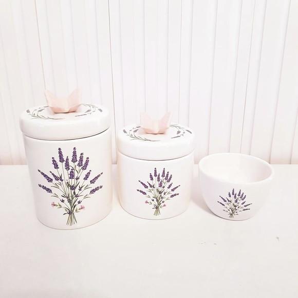 Kit Higiene Bebê 3 Pçs Lavanda - Tampa Estampada c/ Aplique