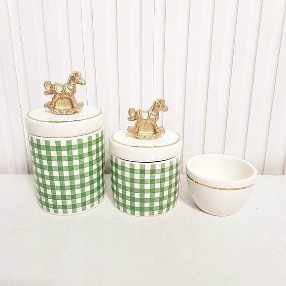 Kit Higiene Bebê 3 Pçs Xadrez Verde Filete Ouro + Cavalinho