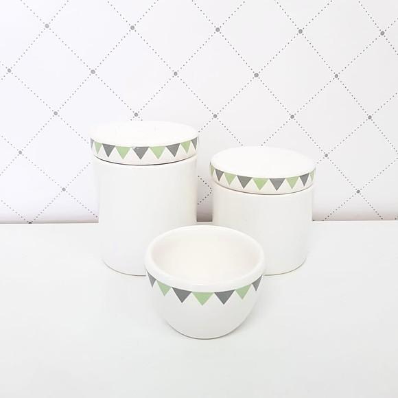Kit Higiene Bebê 3 Peças Varalzinho / Triângulos Verde
