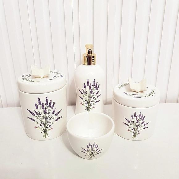 Kit Higiene Bebê 4 Pçs Lavanda - Tampa Estampada c/ Aplique