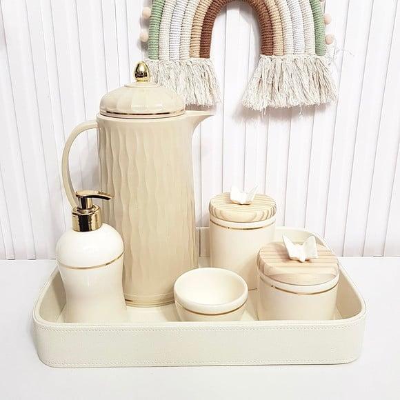 Kit Higiene Bebê Creme Filete Dourado Borboleta -band. Couro